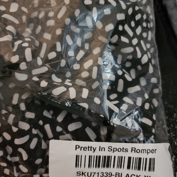 NWT BiBi Romper XL black and white! So beautiful! - Picture 4 of 5